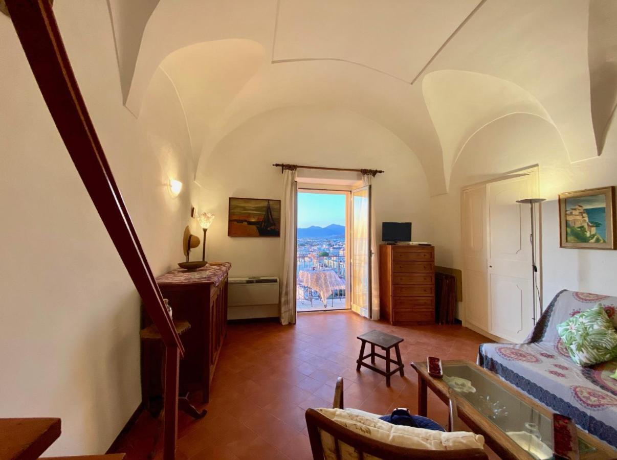 Holidaycasa Romano - Vacanza Nel Cuore Di Sperlonga Zewnętrze zdjęcie