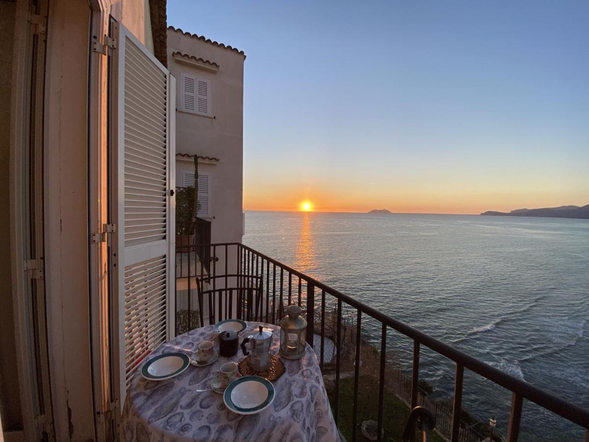 Holidaycasa Romano - Vacanza Nel Cuore Di Sperlonga Zewnętrze zdjęcie