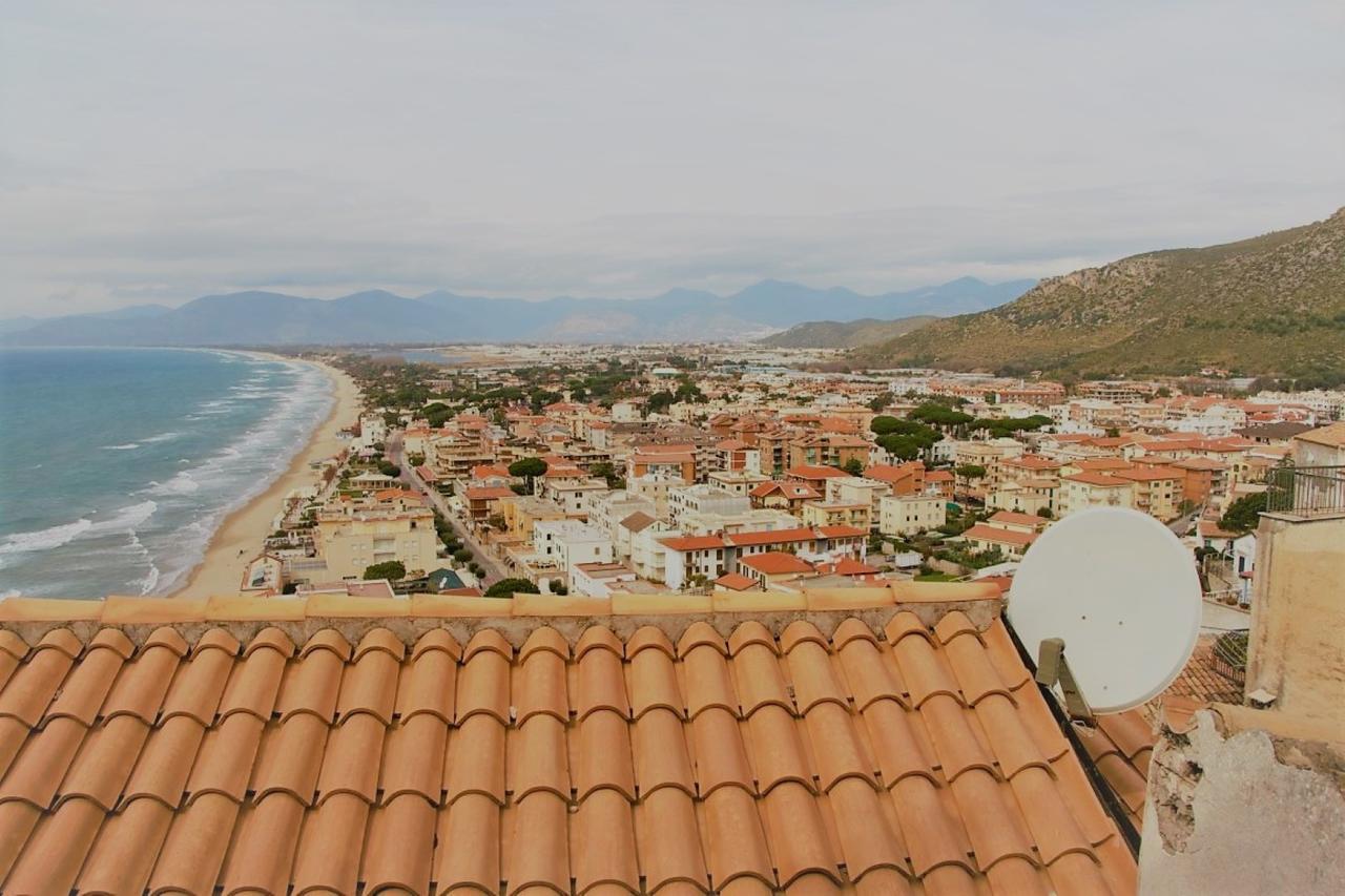 Holidaycasa Romano - Vacanza Nel Cuore Di Sperlonga Zewnętrze zdjęcie
