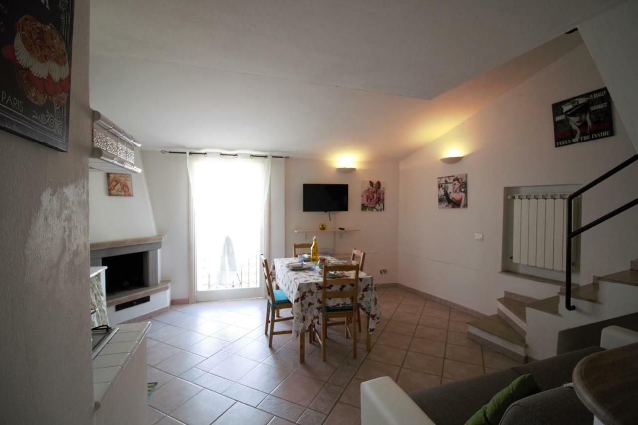 Holidaycasa Romano - Vacanza Nel Cuore Di Sperlonga Zewnętrze zdjęcie