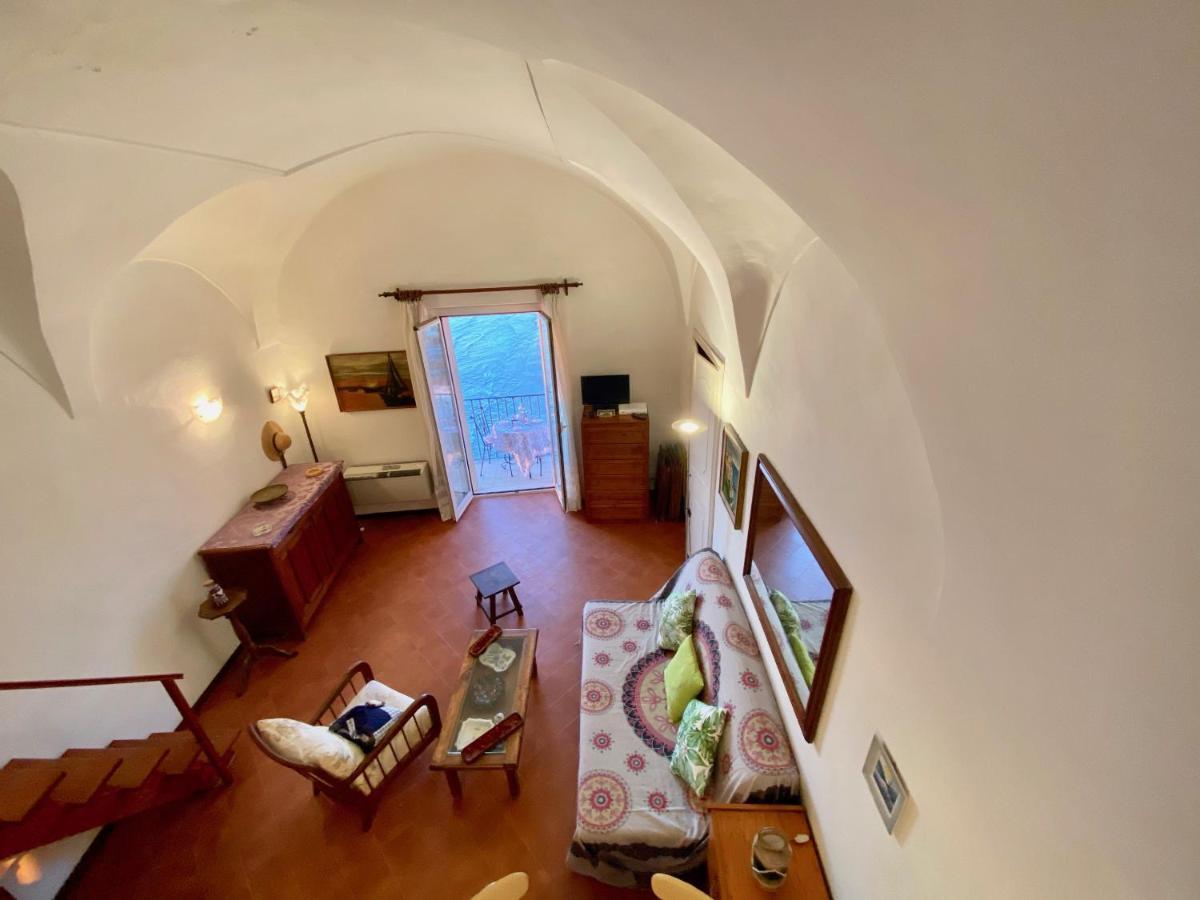 Holidaycasa Romano - Vacanza Nel Cuore Di Sperlonga Zewnętrze zdjęcie